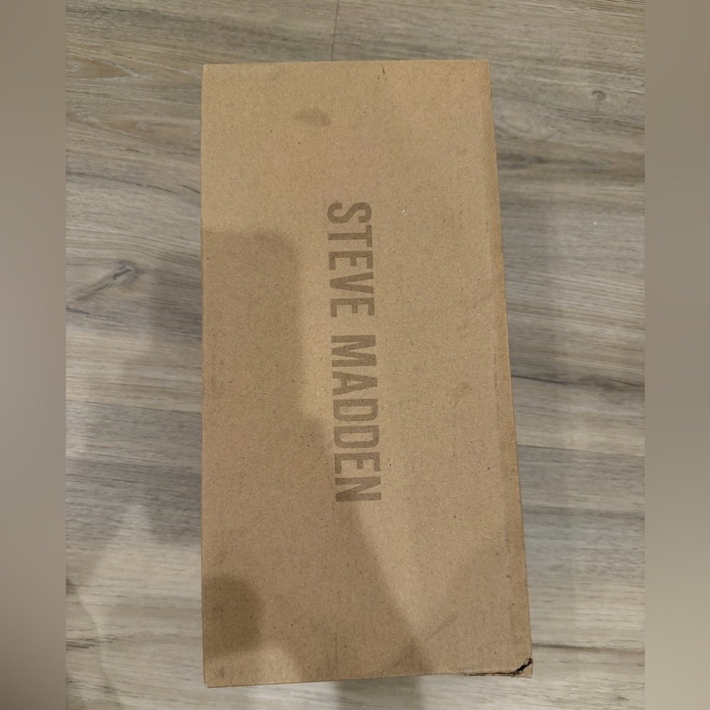 Steve Madden Sidestep Women Flats - Picture 6 of 9